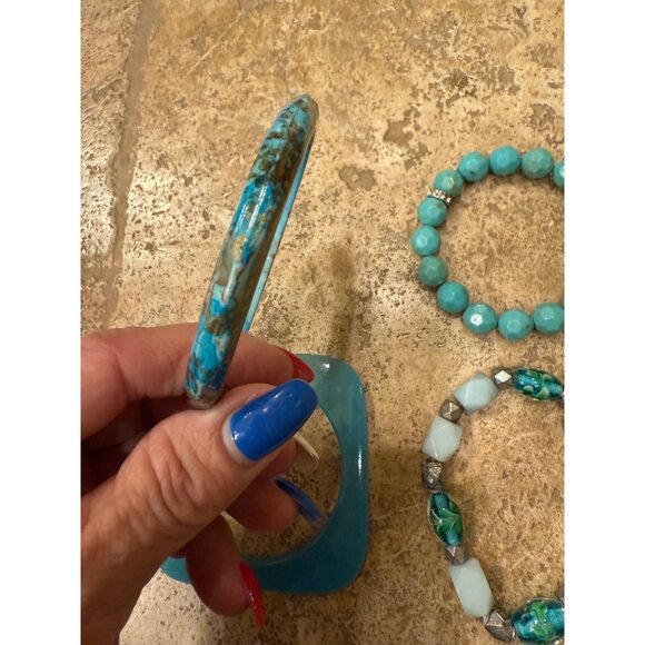 Set Of 4 Turquoise Blue Bracelets With Gemstone & Bead Design Featuring Square & - Picture 7 of 7